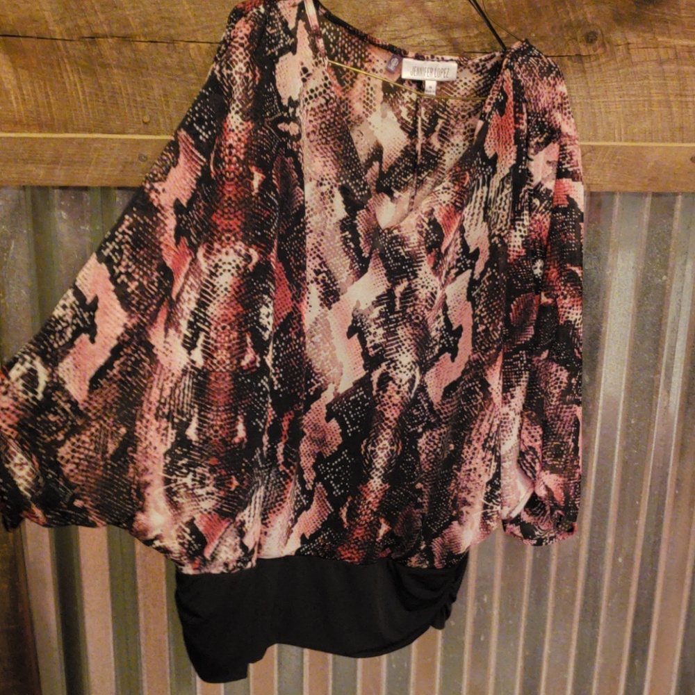 Jennifer Lopez dress shirt